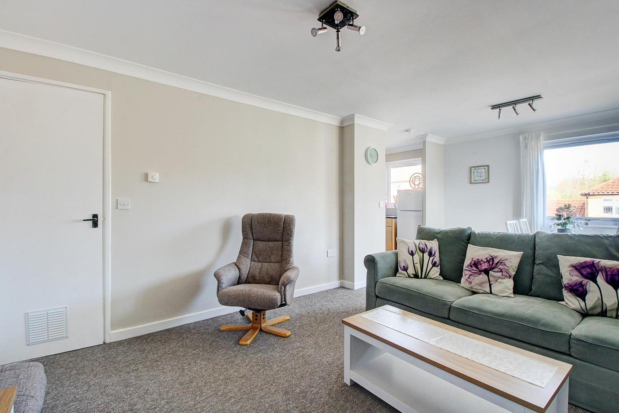 2 Minutes From Mk Central By Car- 2 Bed Apartment - 2 Free Parking Spaces- Hosted By Stayinmk Milton Keynes Dış mekan fotoğraf