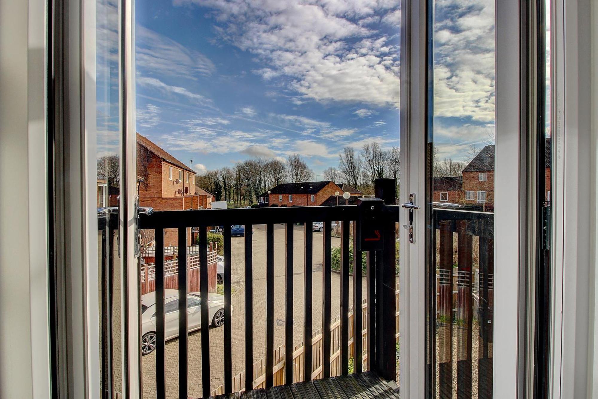 2 Minutes From Mk Central By Car- 2 Bed Apartment - 2 Free Parking Spaces- Hosted By Stayinmk Milton Keynes Dış mekan fotoğraf